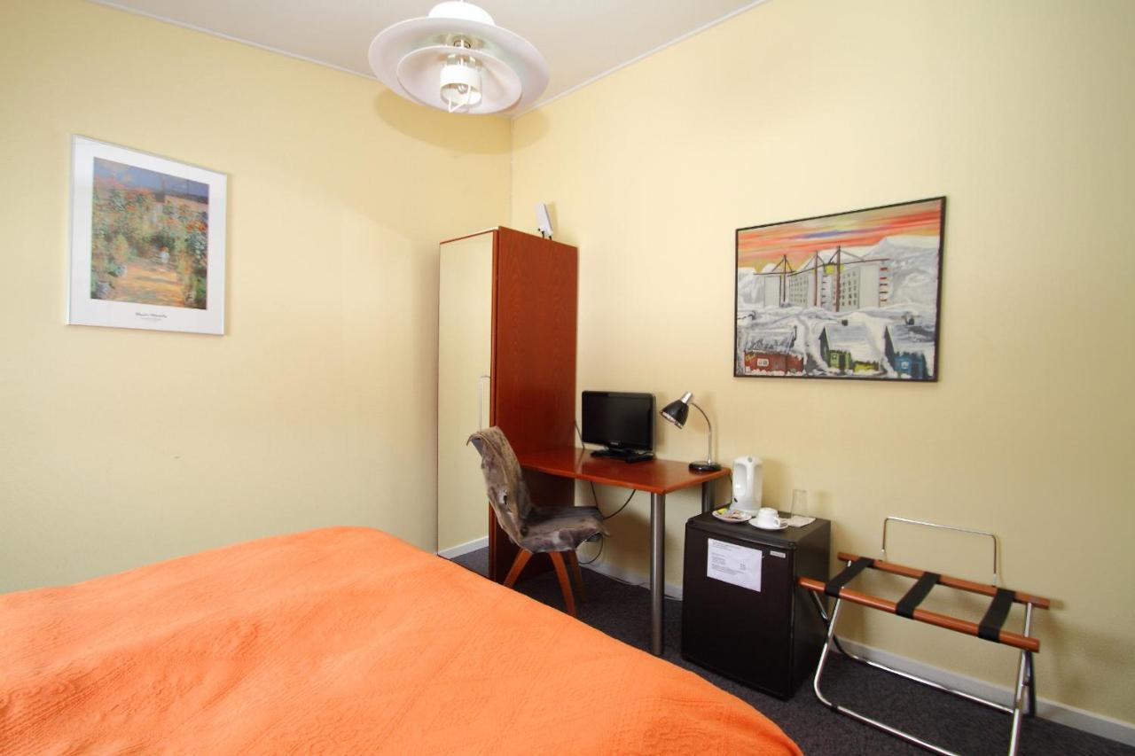 Igdlo Guesthouse Narsaq ภายนอก รูปภาพ