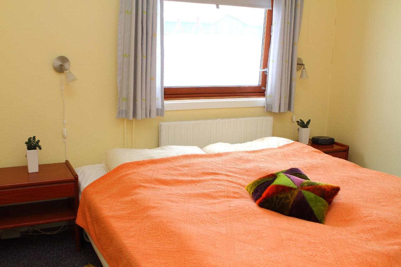 Igdlo Guesthouse Narsaq ภายนอก รูปภาพ