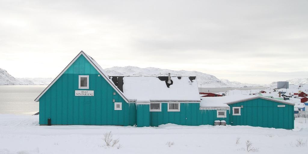 Igdlo Guesthouse Narsaq ภายนอก รูปภาพ